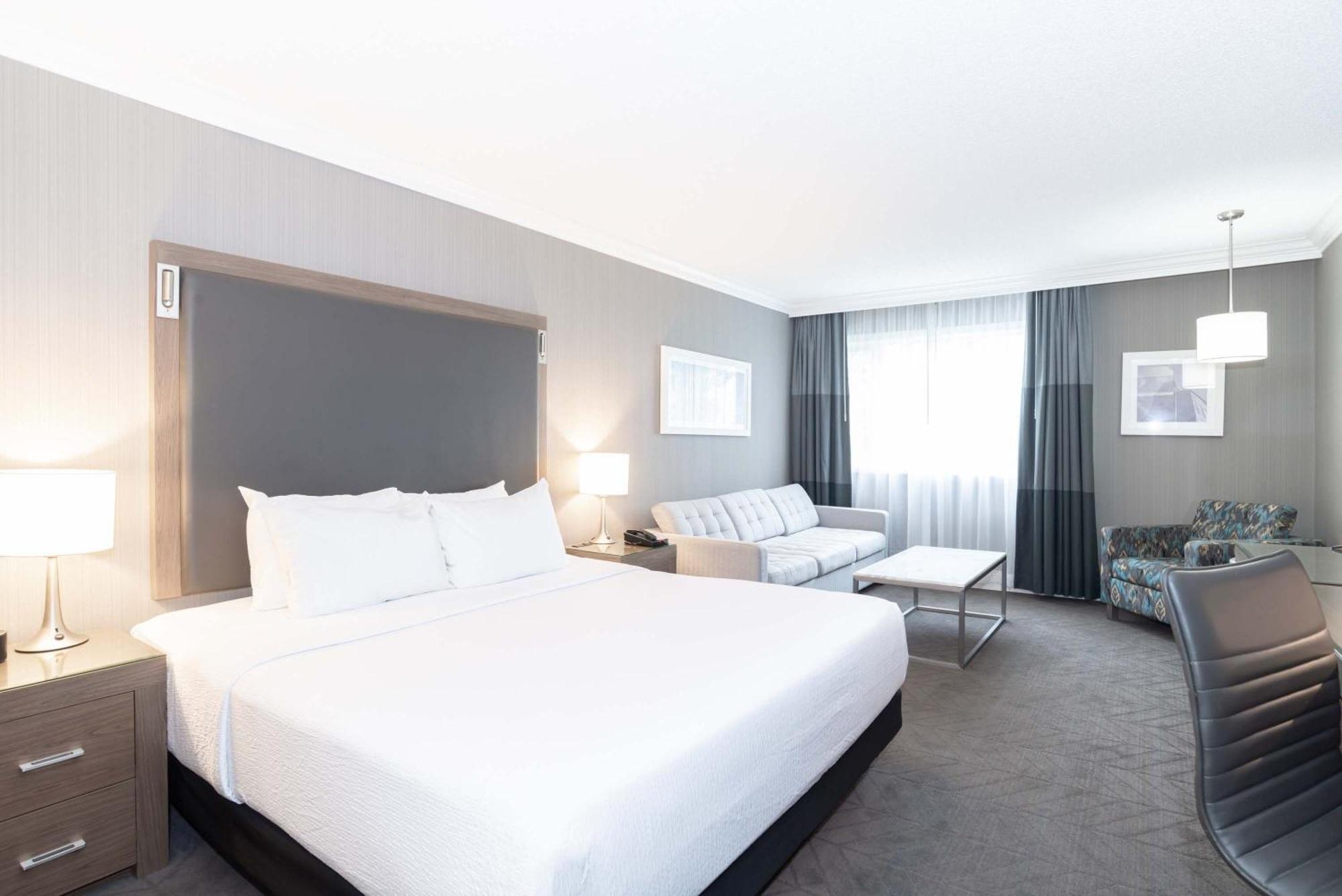 Sandman Signature Lethbridge Lodge Экстерьер фото