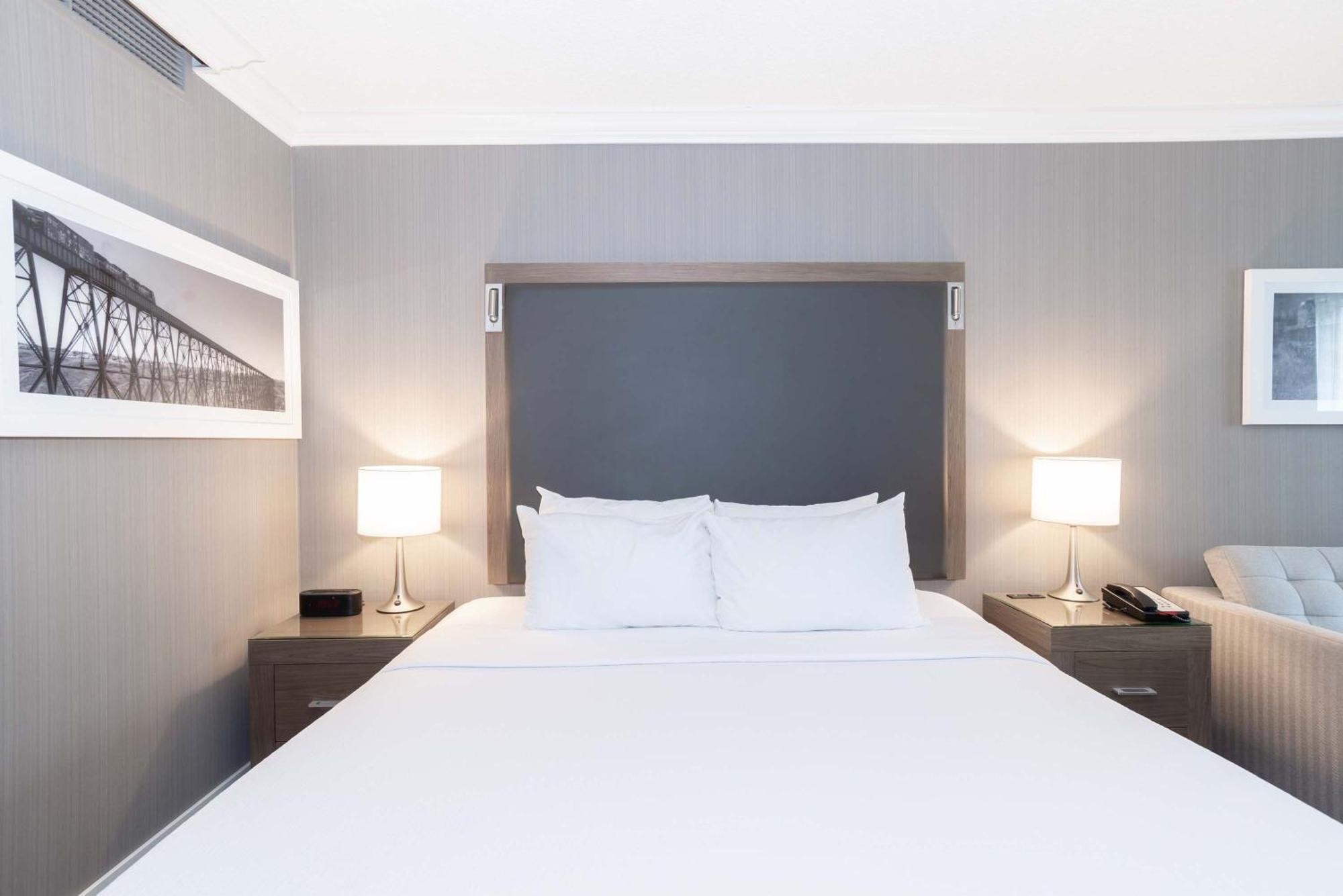 Sandman Signature Lethbridge Lodge Экстерьер фото